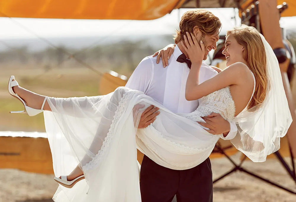 Pronovias 2018 Bridal Collection. theweddingnotebook.com