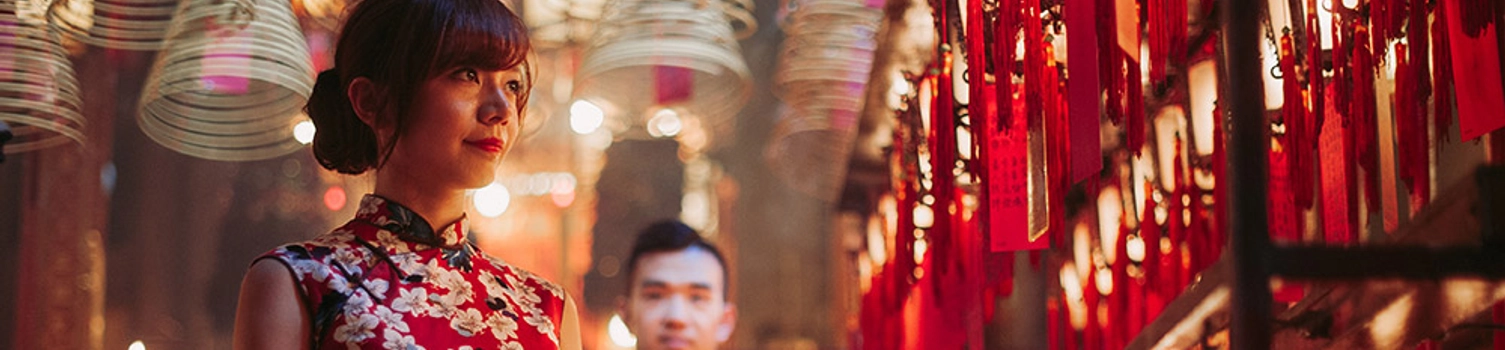 Qipao and Colour Pop Themes in Bridal Portraits Taken Amid the Spectacular Cityscape of Hong Kong