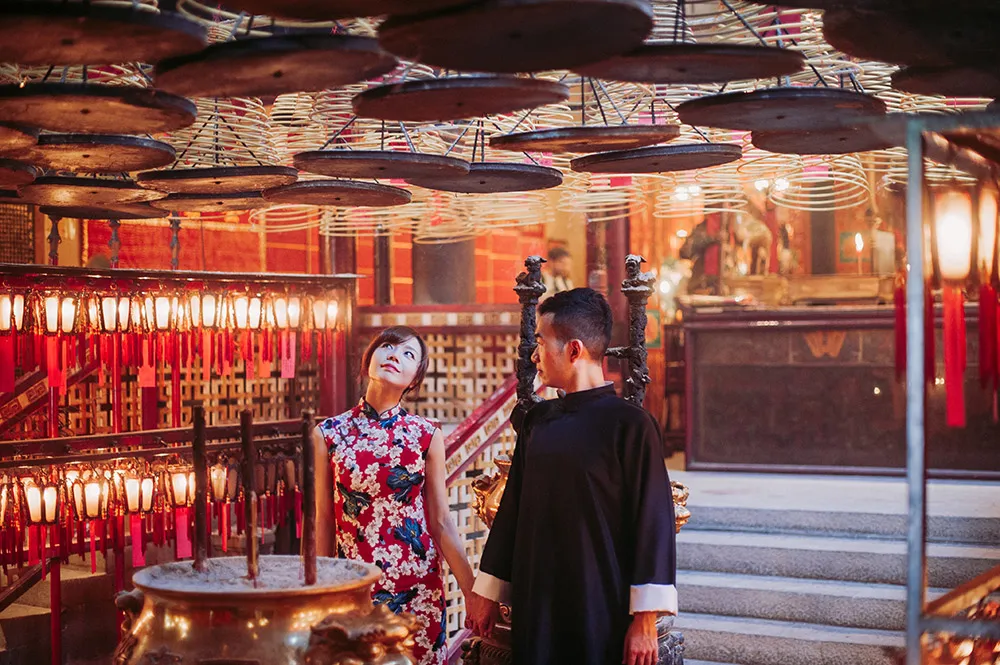 Photo by Chester Kher Creations. theweddingnotebook.com