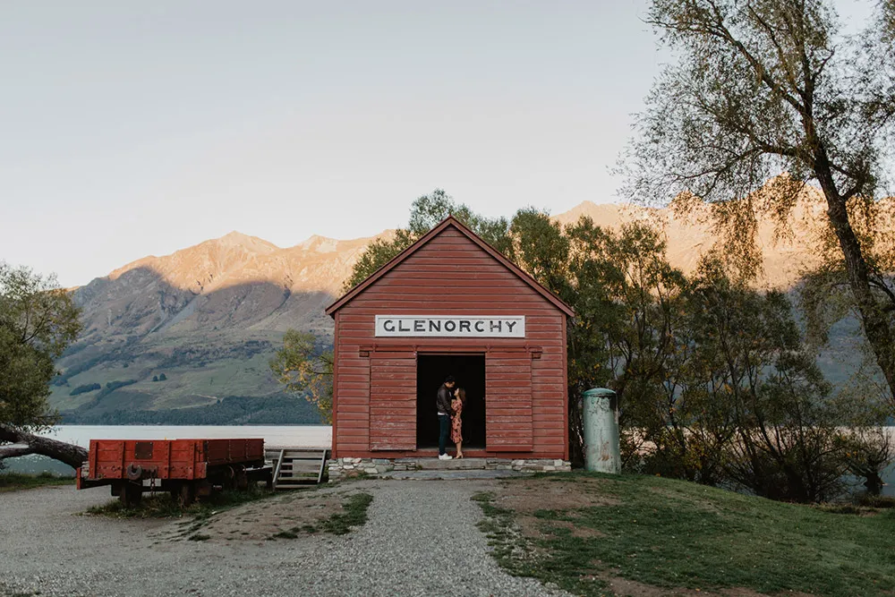 Photo by Fire, Wood & Earth. theweddingnotebook.com