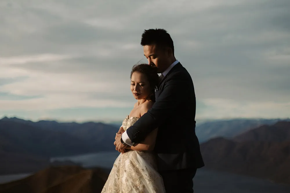 Photo by Fire, Wood & Earth. theweddingnotebook.com