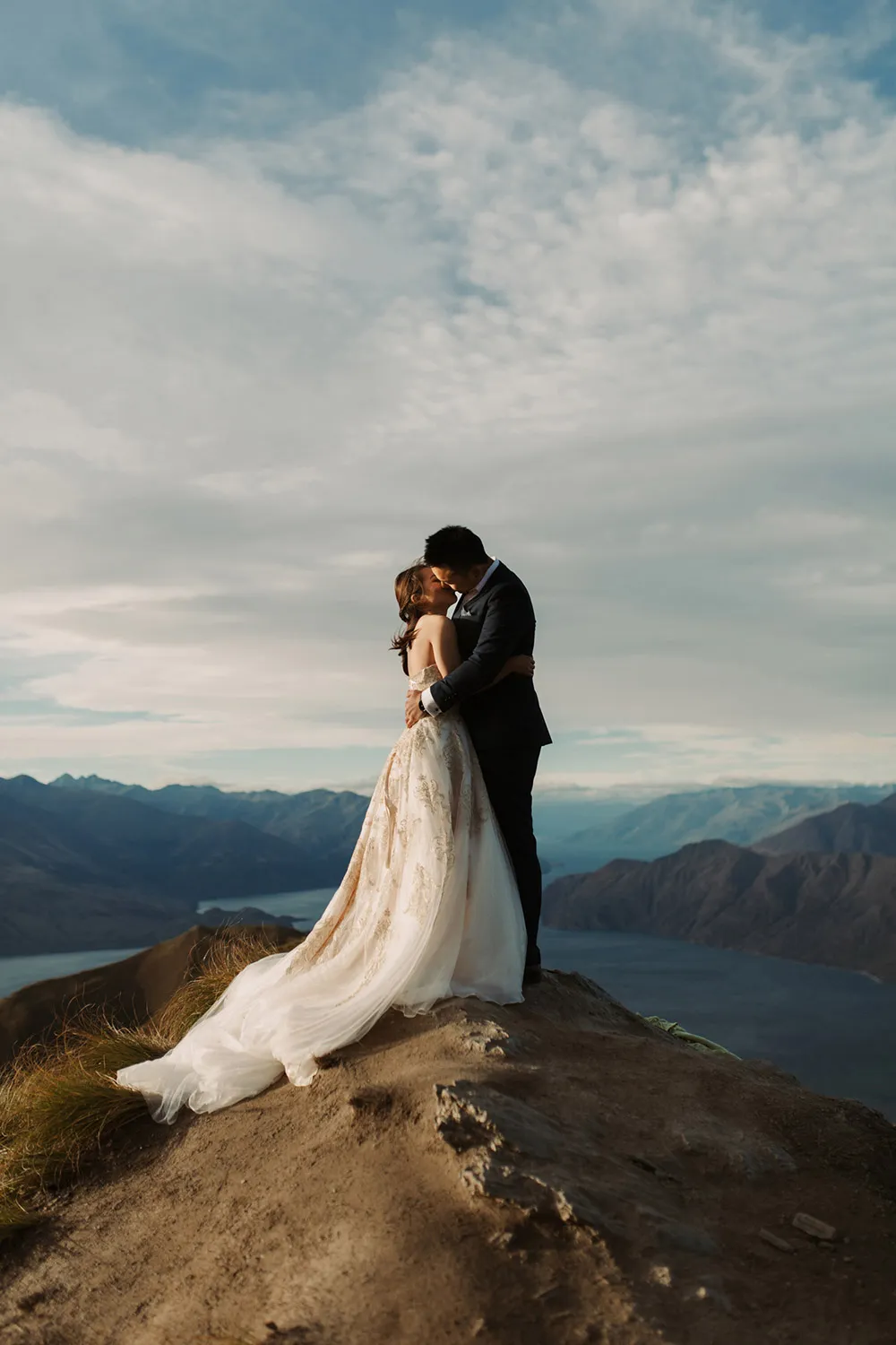 Photo by Fire, Wood & Earth. theweddingnotebook.com