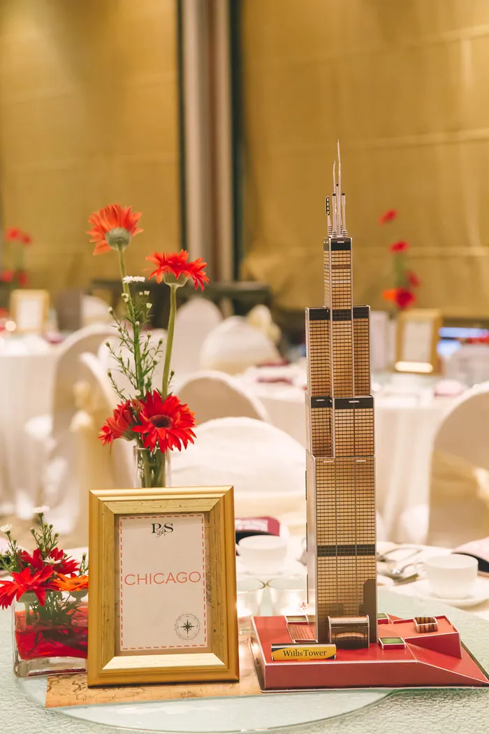 Photo by Awesome Memories Photography. Styling by Rosette Designs & Co. theweddingnotebook.com