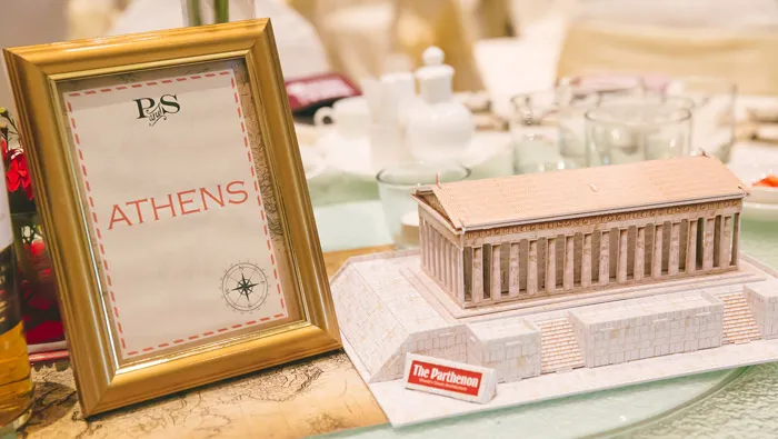 Photo by Awesome Memories Photography. Styling by Rosette Designs & Co. theweddingnotebook.com