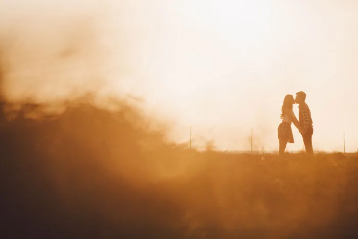 Iyao of Frametudio. theweddingnotebook.com