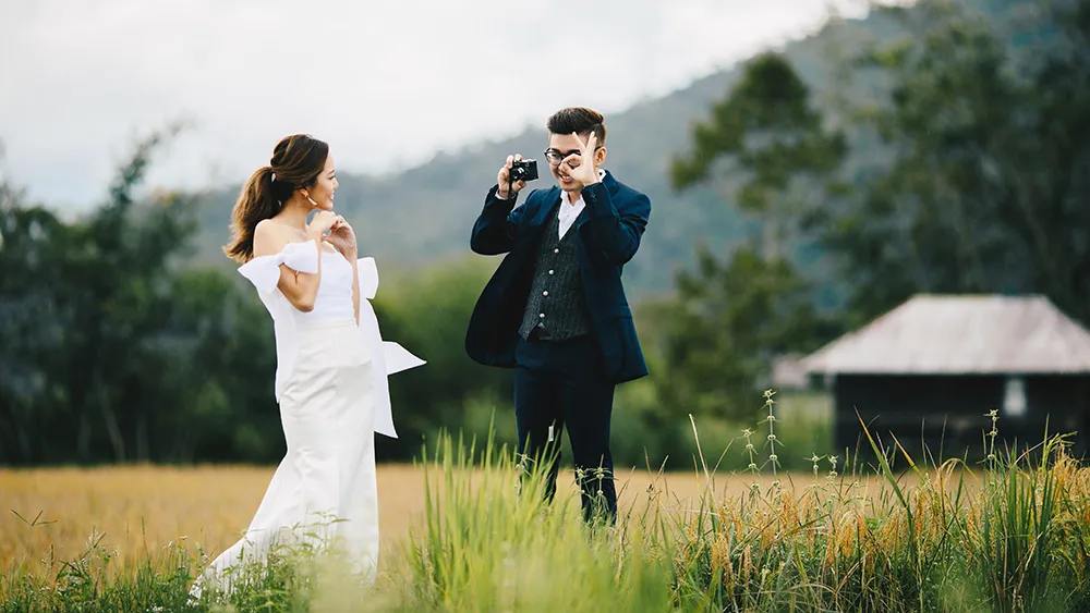 Photo by White Studio. theweddingnotebook.com