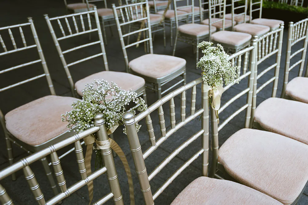 Photo by Studiokel Photography. theweddingnotebook.com