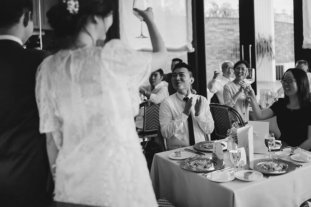 Photo by Studiokel Photography. theweddingnotebook.com