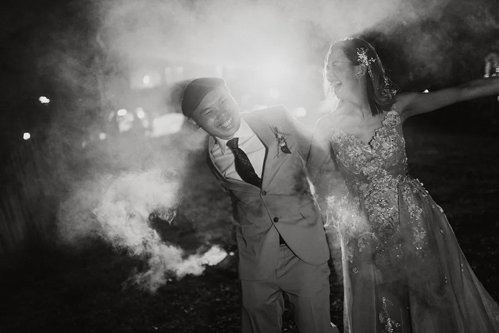 Photo by Chong Yee Photography. theweddingnotebook.com