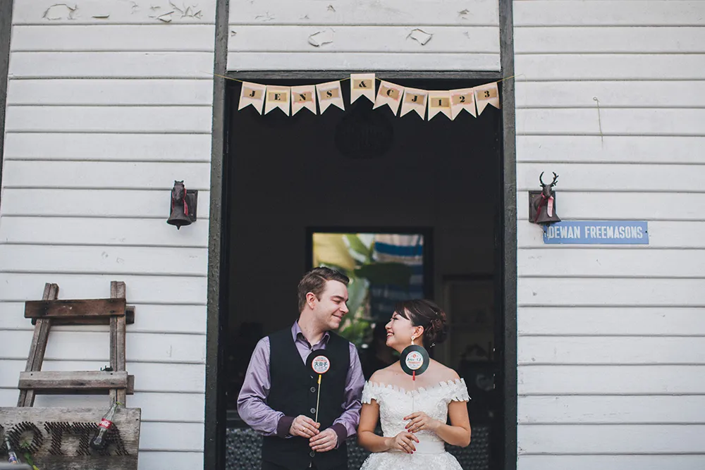 Photo by Memoir Click Studio. theweddingnotebook.com