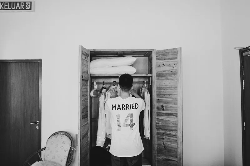 Photo by Jonathan Ong. theweddingnotebook.com