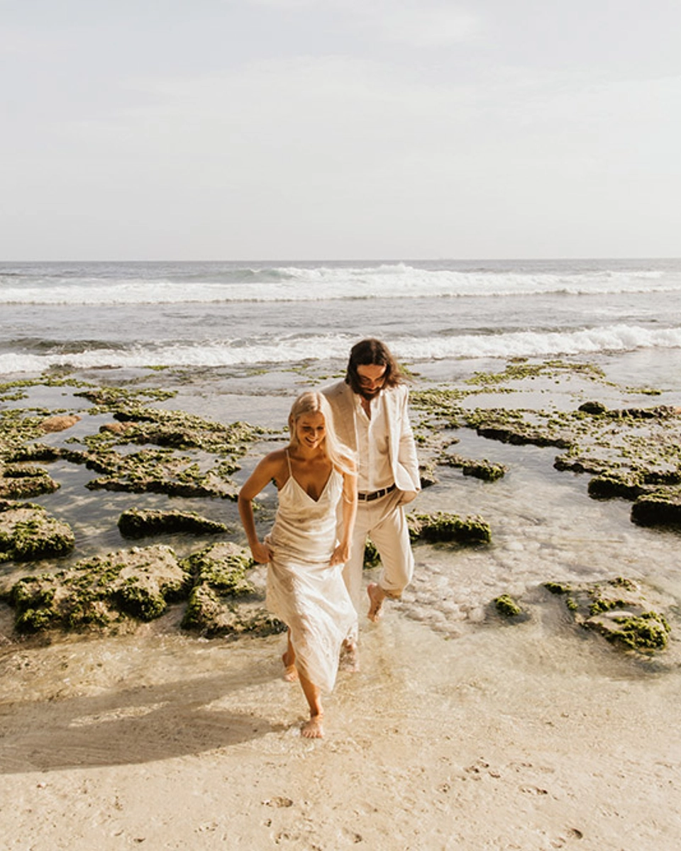 Romantic and Natural Bridal Portraits at Bvlgari Resort Bali
