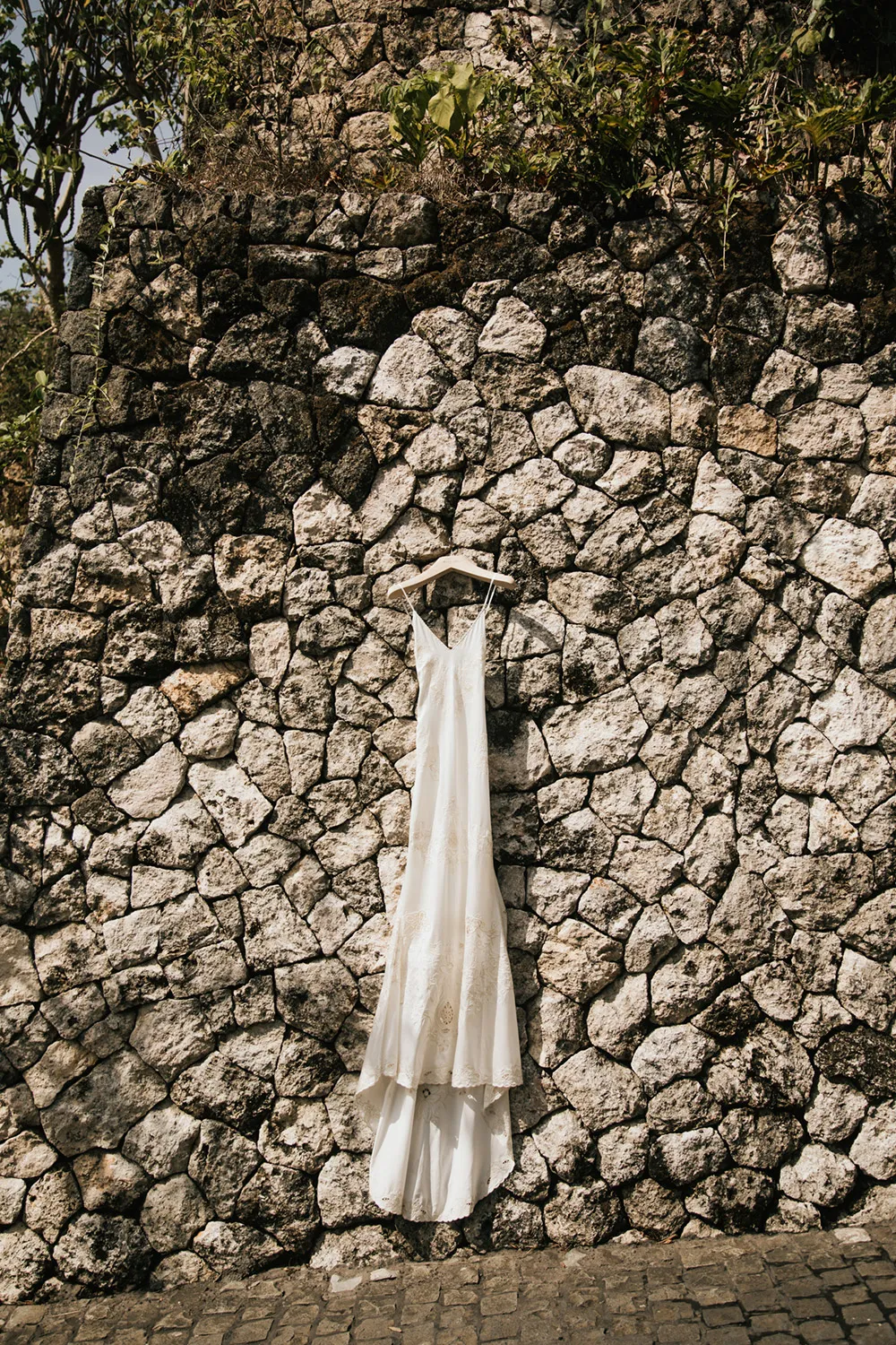 Photo by Fire Wood and Earth. theweddingnotebook.com