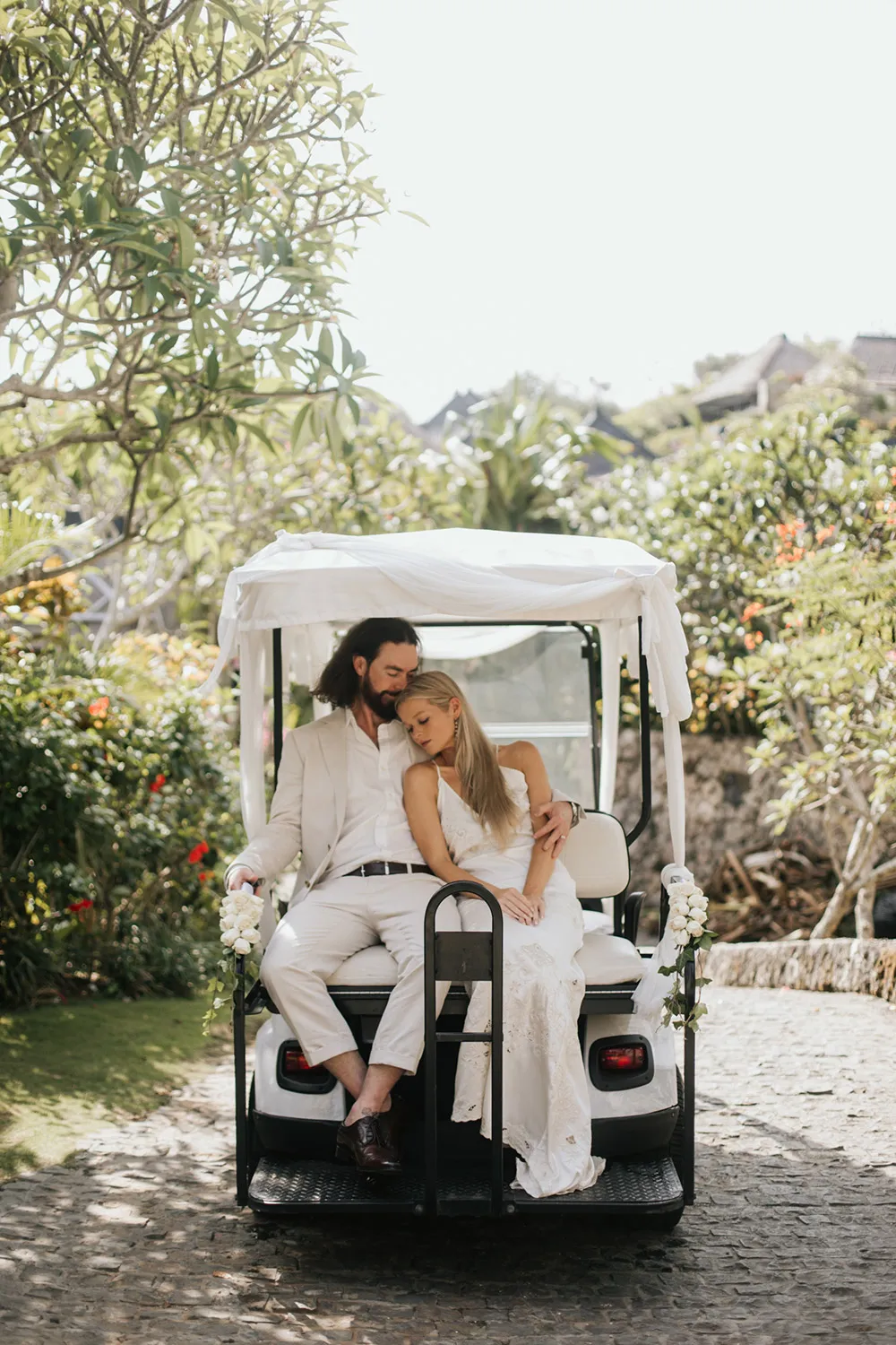 Photo by Fire Wood and Earth. theweddingnotebook.com