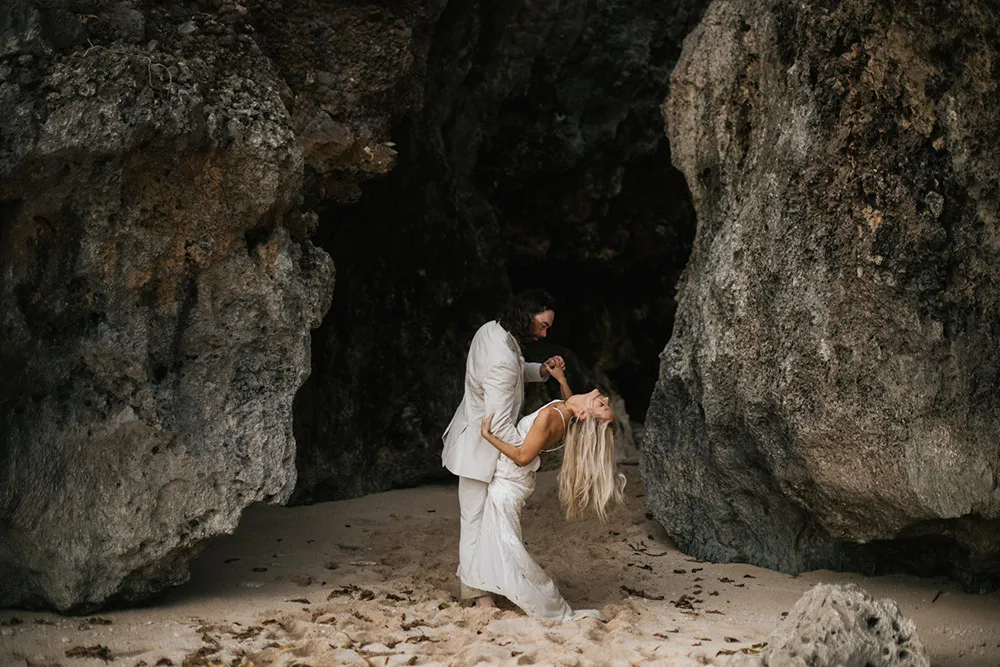 Photo by Fire Wood and Earth. theweddingnotebook.com