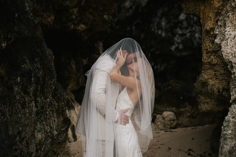 Photo by Fire Wood and Earth. theweddingnotebook.com