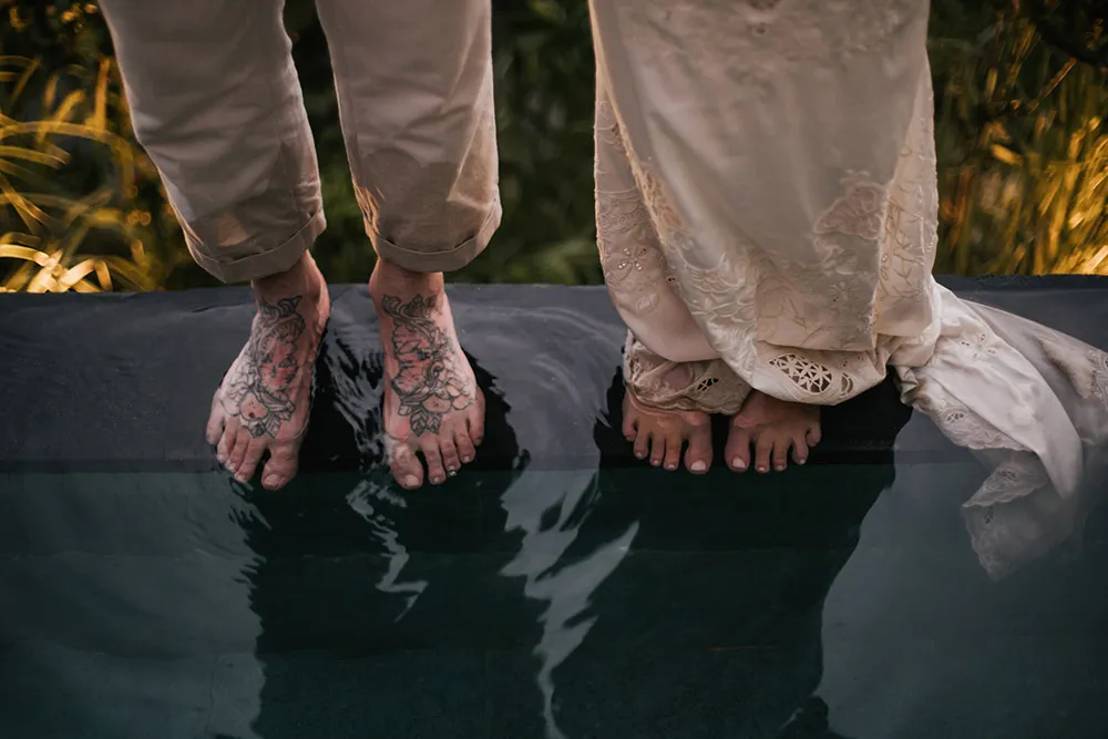 Photo by Fire Wood and Earth. theweddingnotebook.com