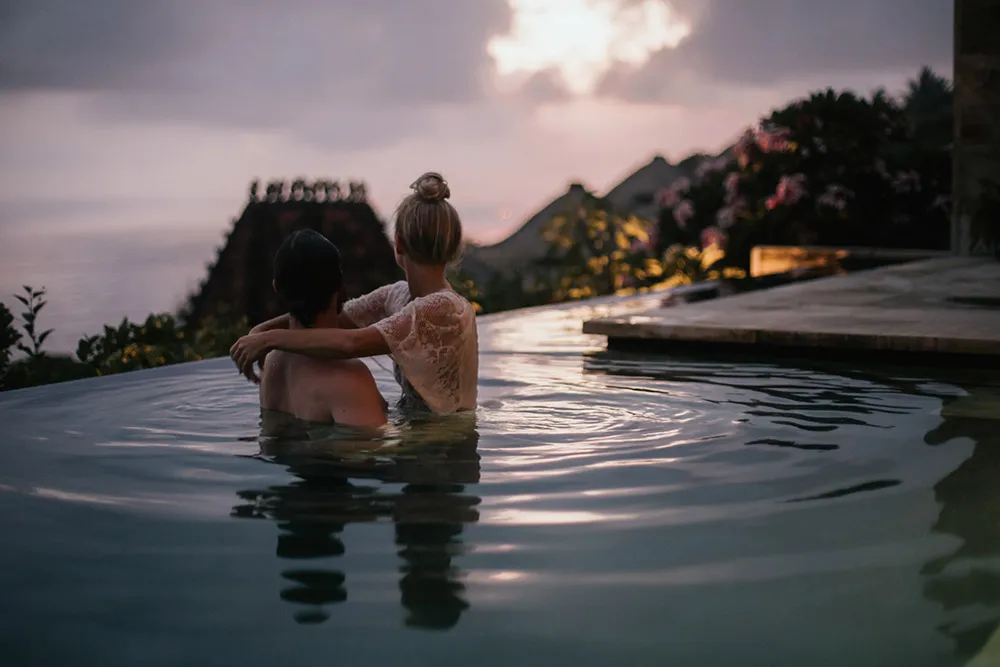 Photo by Fire Wood and Earth. theweddingnotebook.com