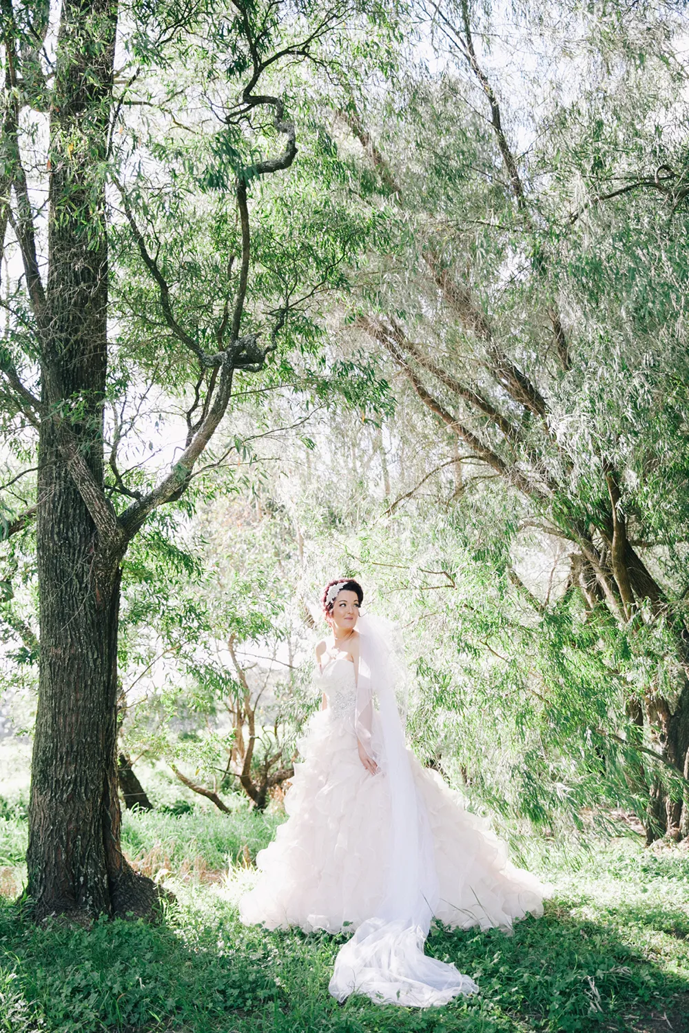 Photo by Ben Yew Photography. theweddingnotebook.com