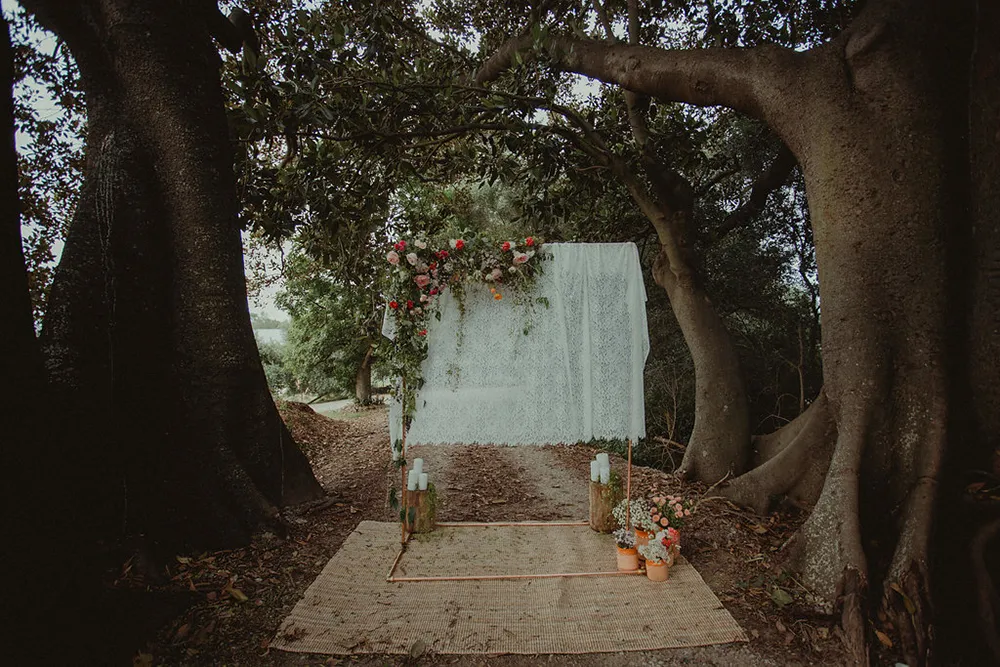 Photo by Wedding Gallery Studio. theweddingnotebook.com