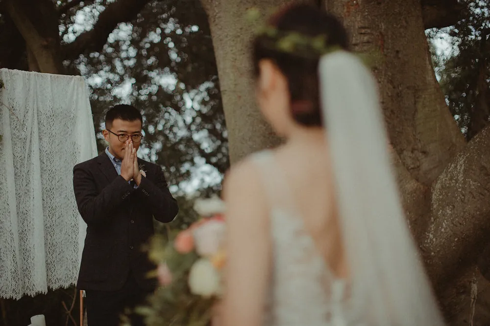 Photo by Wedding Gallery Studio. theweddingnotebook.com