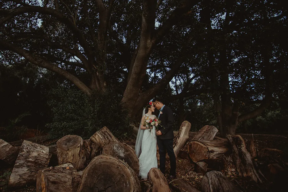 Photo by Wedding Gallery Studio. theweddingnotebook.com