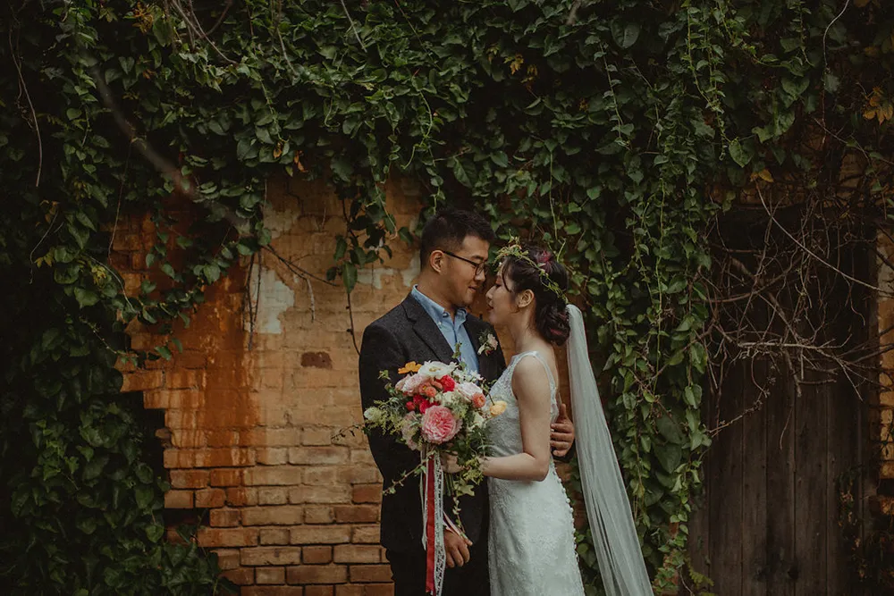 Photo by Wedding Gallery Studio. theweddingnotebook.com