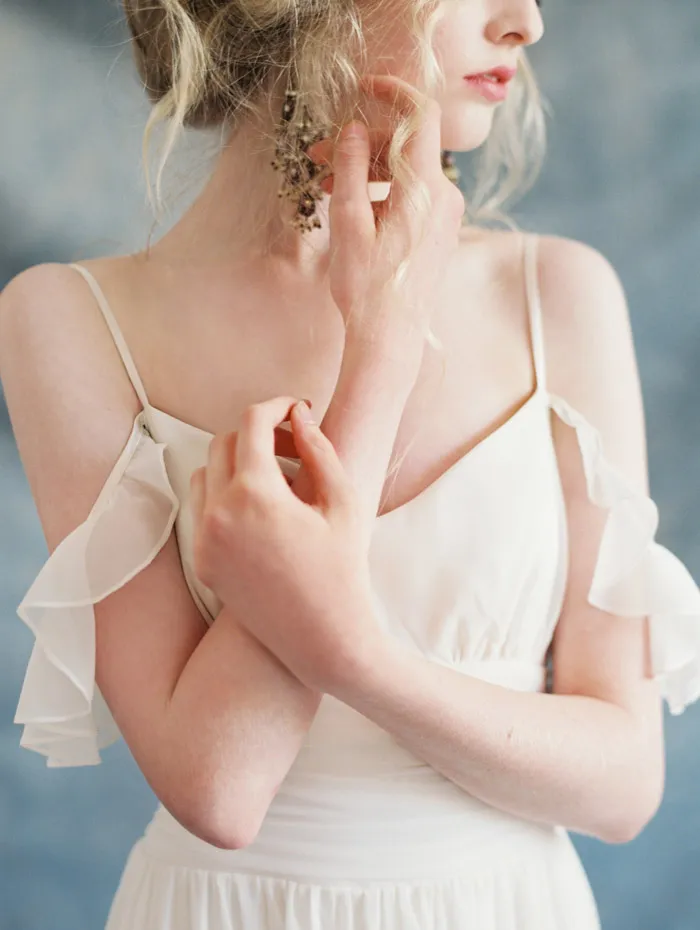 Ceylon – Claire Pettibone 2015 Bridal Collection. theweddingnotebook.com
