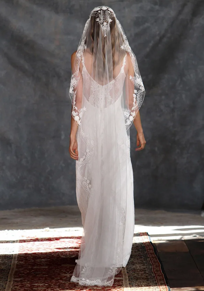 Adelaide – Claire Pettibone 2015 Bridal Collection. theweddingnotebook.com
