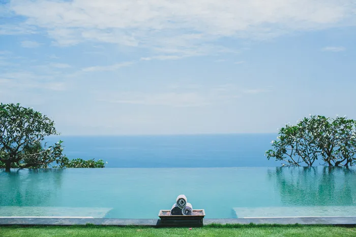 Destination wedding in Bali. Photography by Terralogical. theweddingnotebook.com