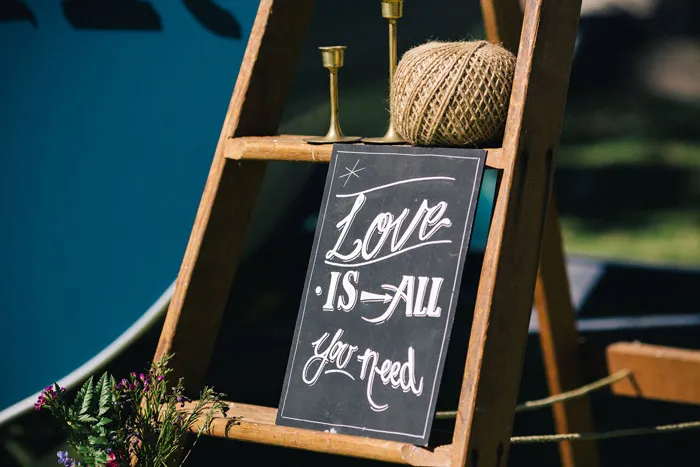 Studio Something Photography. theweddingnotebook.com