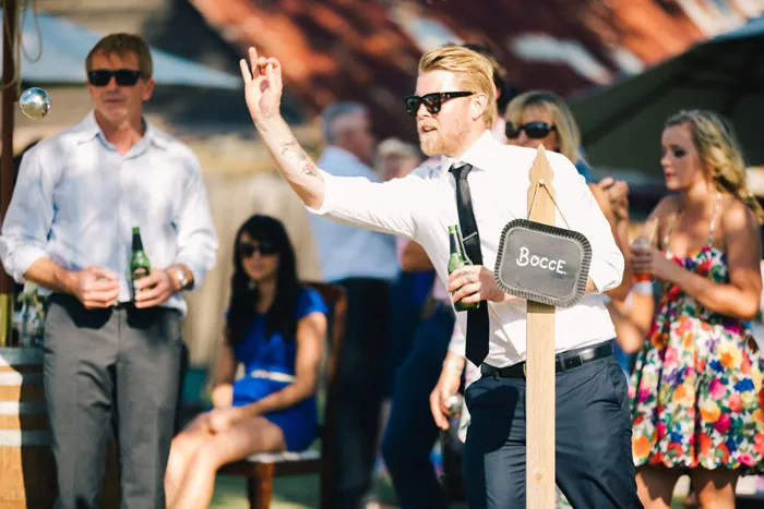 Studio Something Photography. theweddingnotebook.com