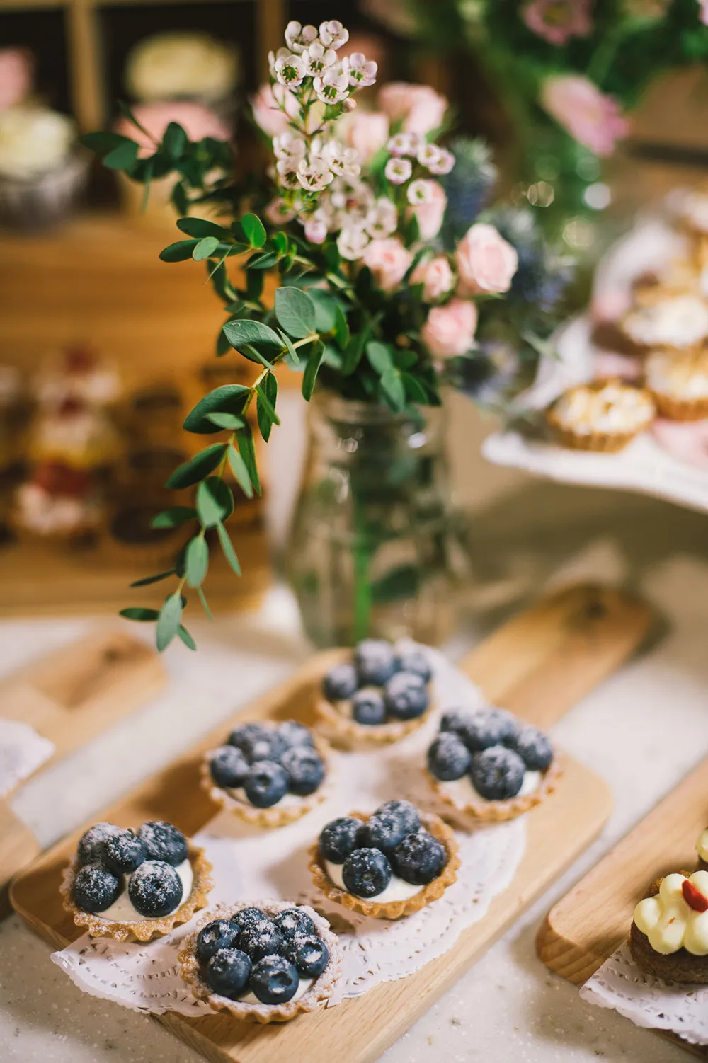 Munkeat Photography. theweddingnotebook.com