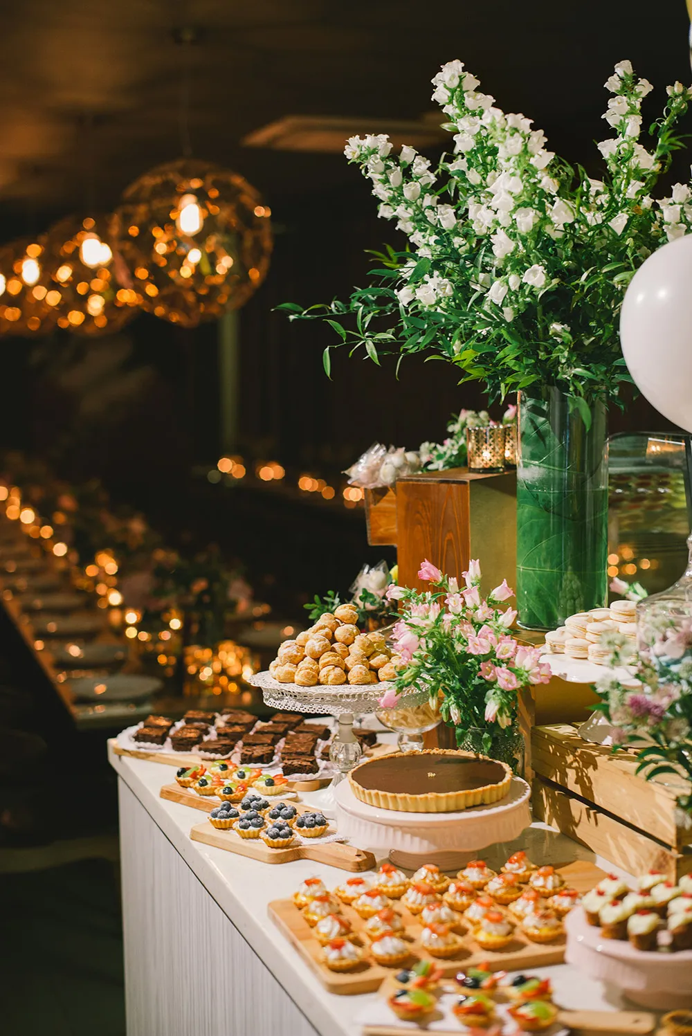 Munkeat Photography. theweddingnotebook.com