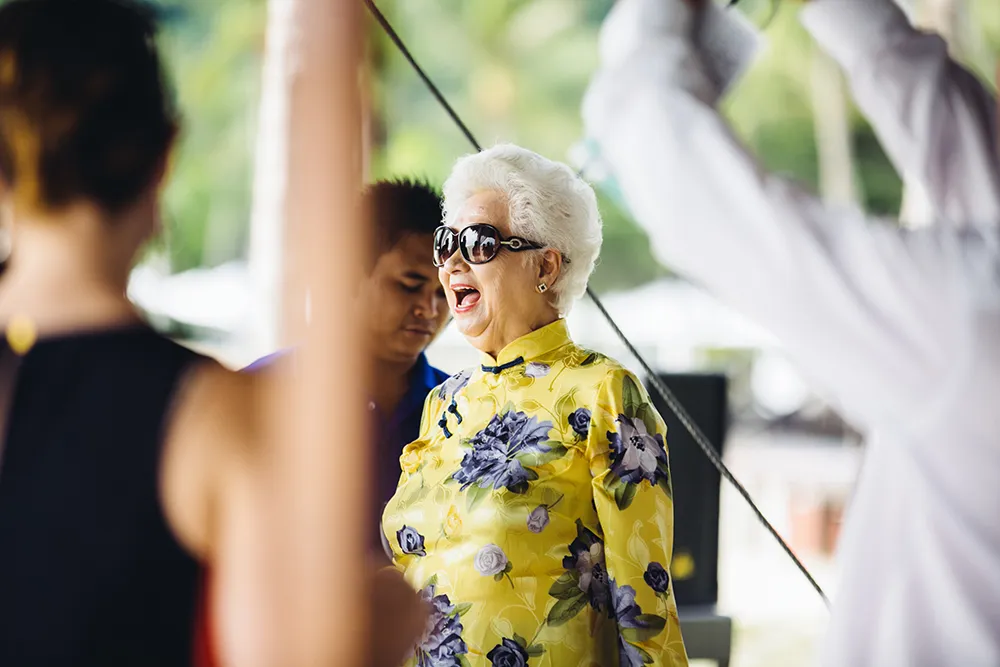 Photo by The Vow Studio. theweddingnotebook.com