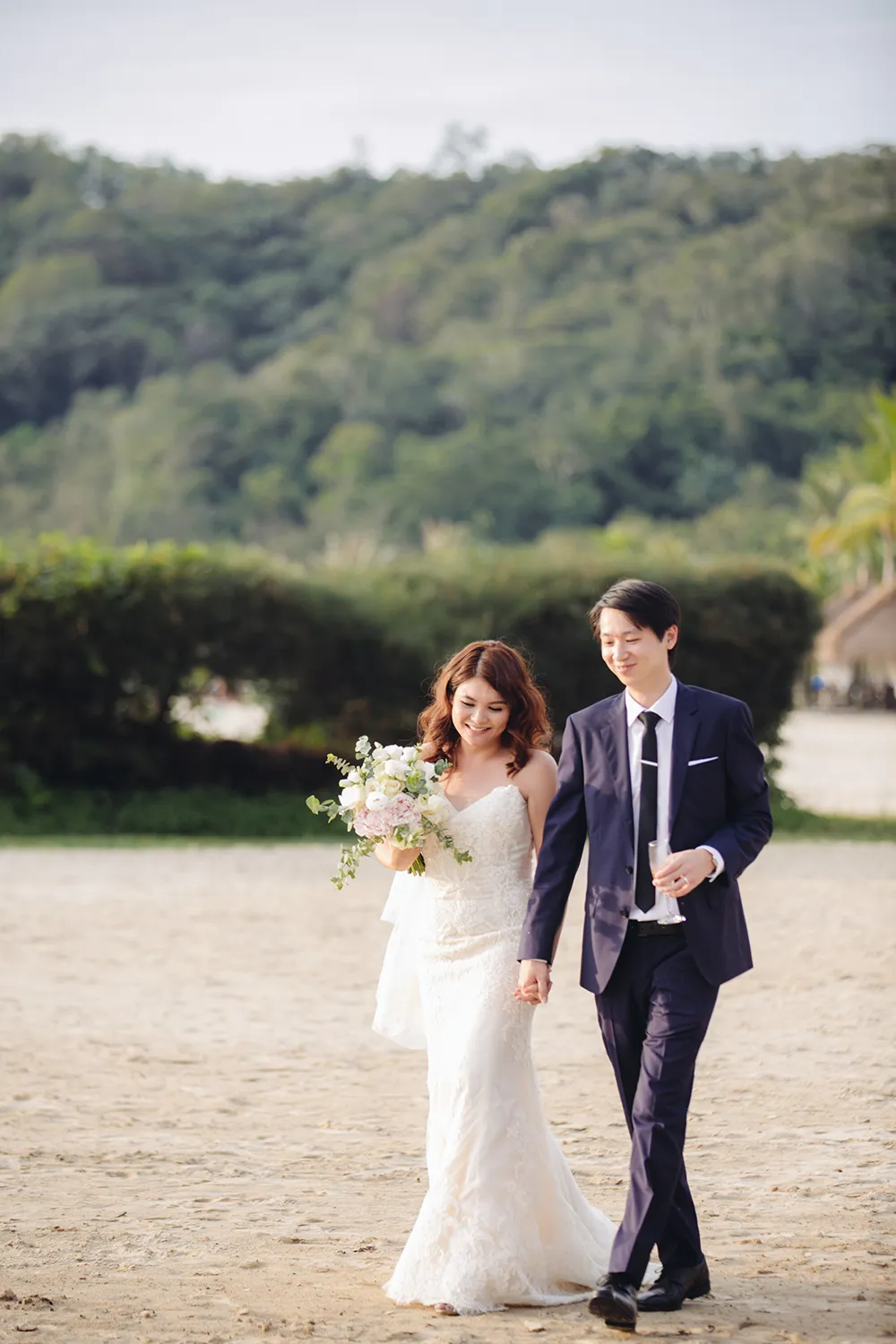 Photo by The Vow Studio. theweddingnotebook.com