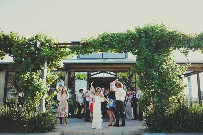 Jonathan Ong Photography. theweddingnotebook.com