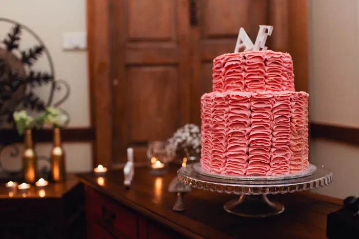 theweddingnotebook.com. Photography by Sayher Heffernan. Ruffle wedding cake