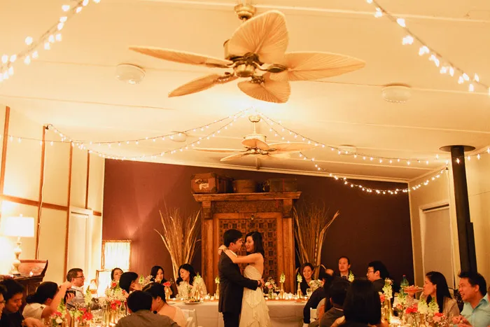 theweddingnotebook.com. Photography by Sayher Heffernan. First dance