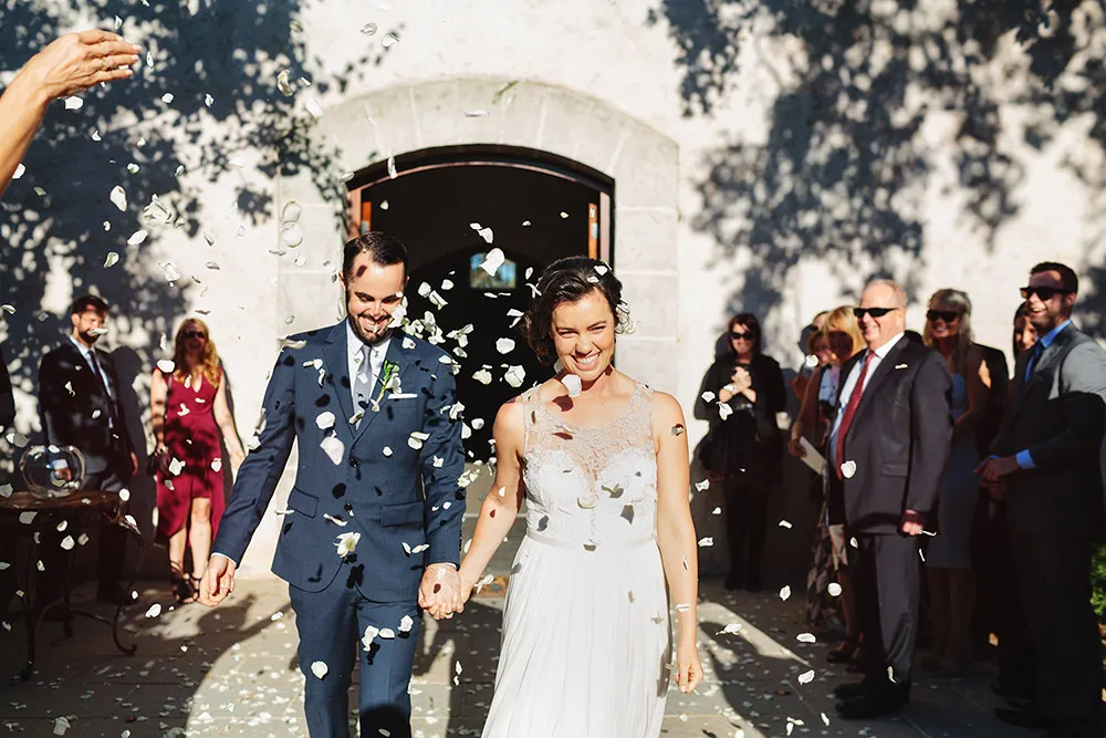 Photo by Jonathan Ong Photography. theweddingnotebook.com