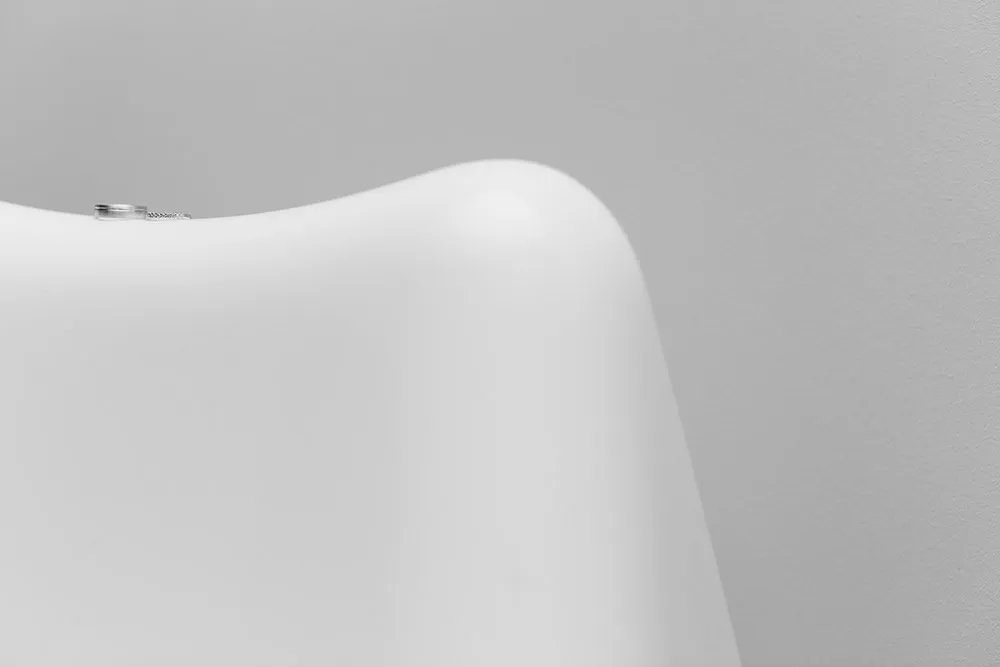 Photo by Sayher Heffernan. theweddingnotebook.com