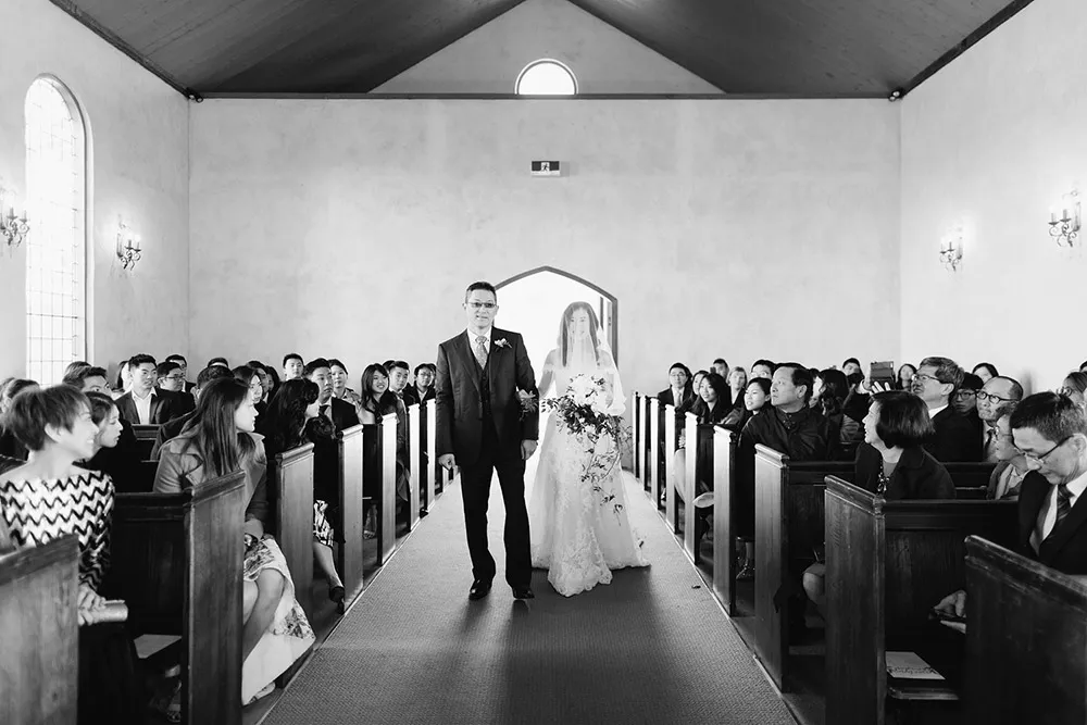 Photo by Sayher Heffernan. theweddingnotebook.com