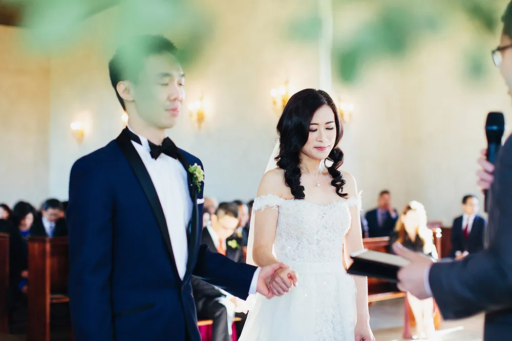 Photo by Sayher Heffernan. theweddingnotebook.com