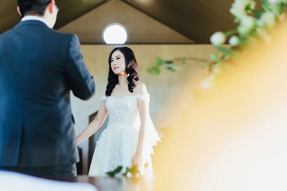 Photo by Sayher Heffernan. theweddingnotebook.com