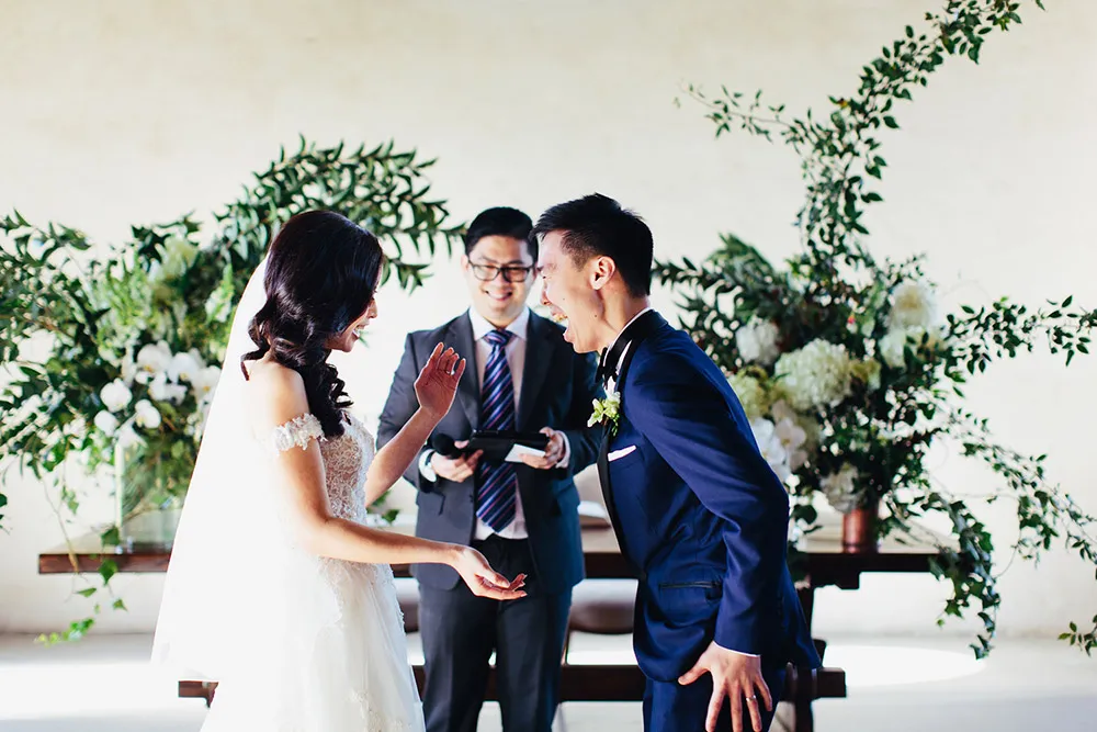 Photo by Sayher Heffernan. theweddingnotebook.com