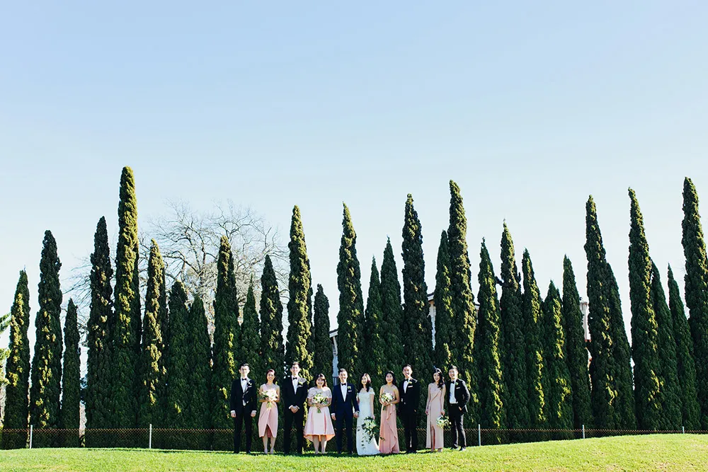 Photo by Sayher Heffernan. theweddingnotebook.com