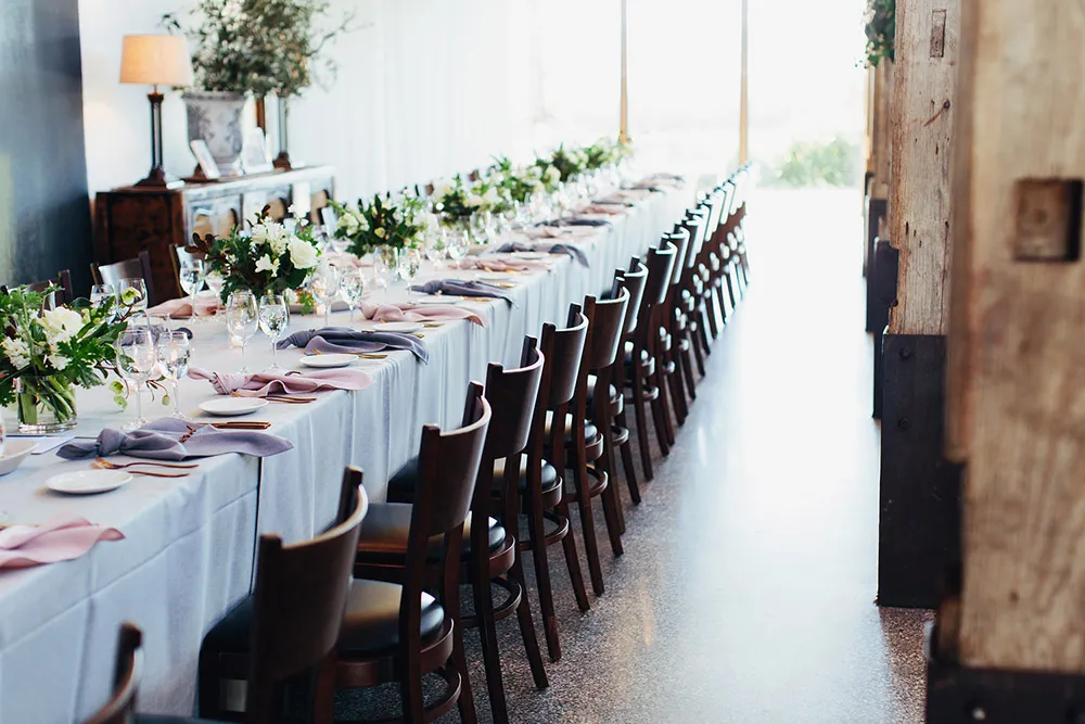 Photo by Sayher Heffernan. theweddingnotebook.com