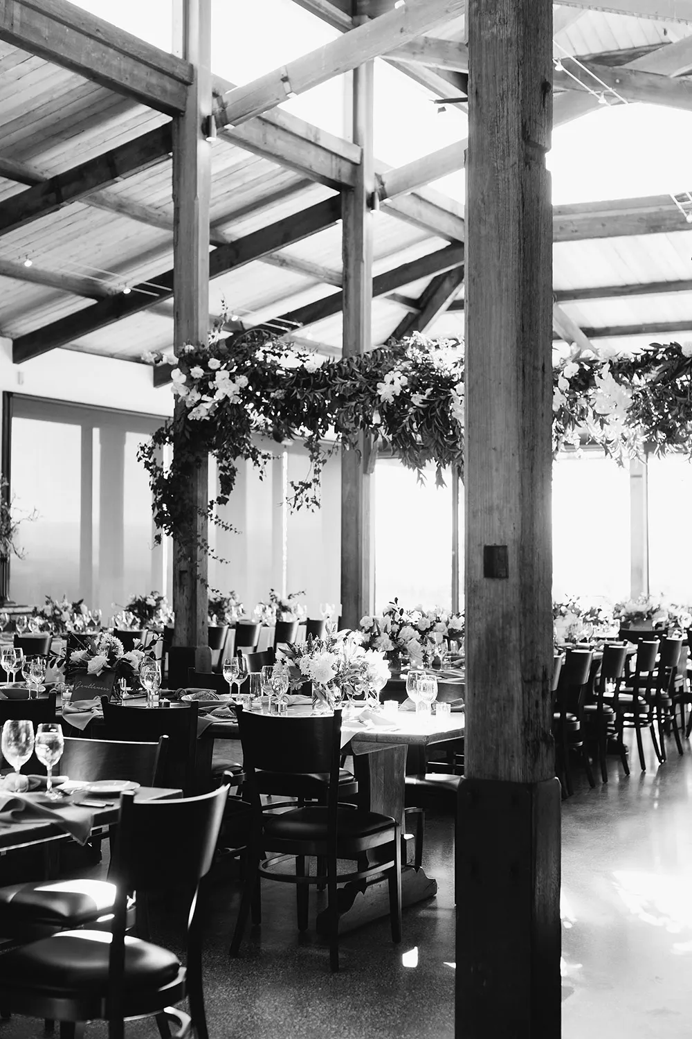 Photo by Sayher Heffernan. theweddingnotebook.com