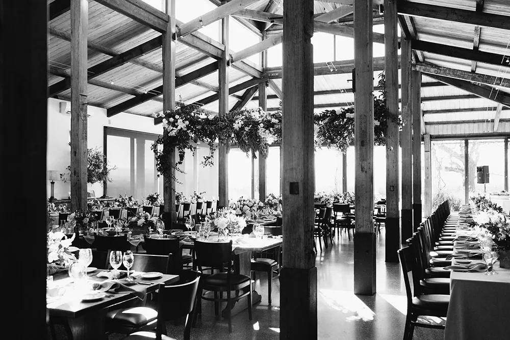 Photo by Sayher Heffernan. theweddingnotebook.com