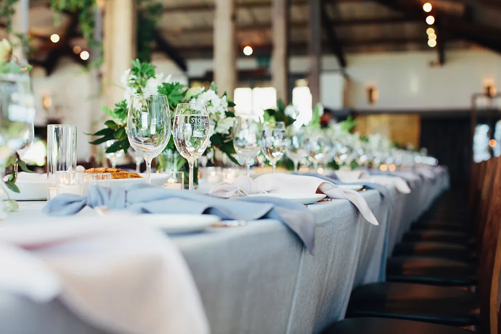 Photo by Sayher Heffernan. theweddingnotebook.com